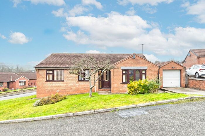 3 Bedroom Detached Bungalow For Sale In Wilkinson Close, Chesterfield, S40