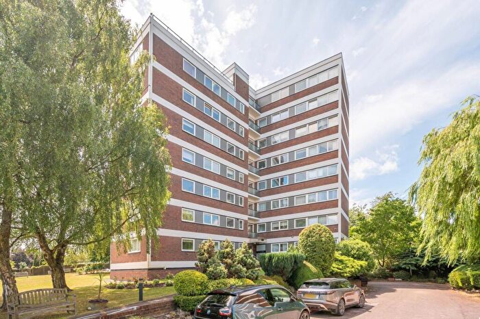 4 Bedroom Flat To Rent In Highgate, Highgate, London, N6