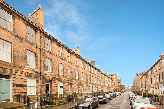 1 Bedroom Apartment To Rent In Cumberland Street, New Town, Edinburgh, EH3