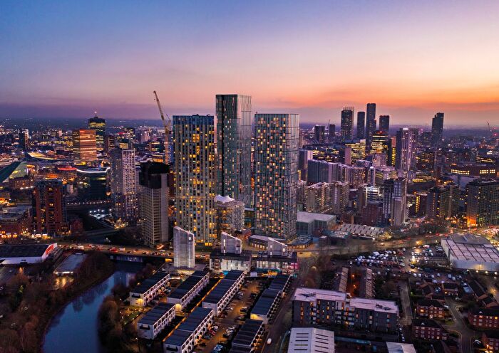 2 Bedroom Flat To Rent In Colliers Yard, Salford, M3