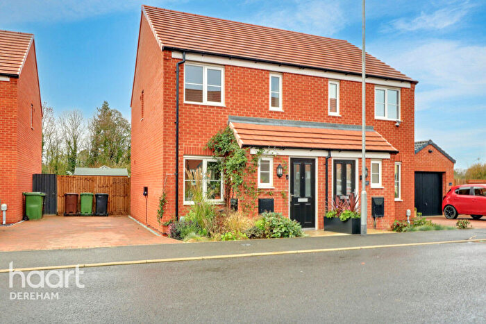 2 Bedroom Semi-Detached House For Sale In Lancaster Road, Swaffham, PE37