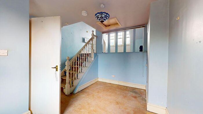 1 Bedroom Flat For Sale In Colberg Place, London, N16