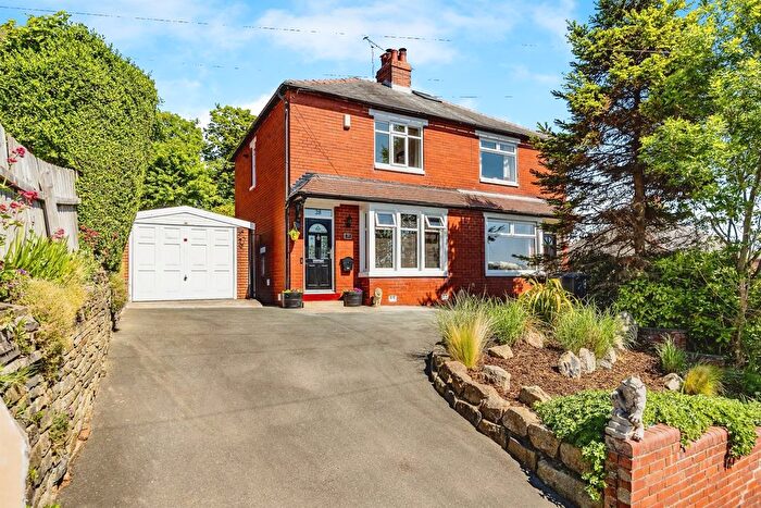 2 Bedroom Semi-Detached House For Sale In Crestfield Drive, Halifax, HX2