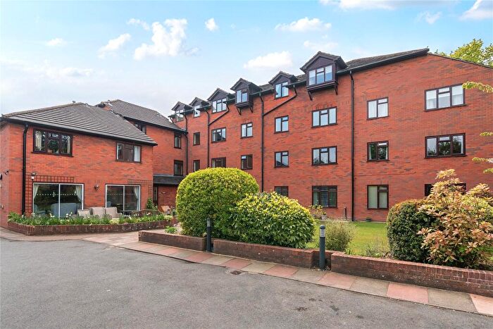 2 Bedroom Flat For Sale In Farnborough Common, Orpington, BR6