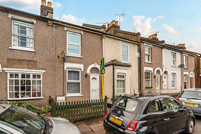 2 Bedroom Terraced House For Sale In Edward Road, New Barnet, Barnet, EN4