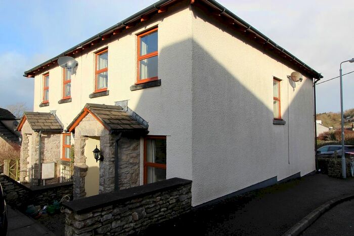 3 Bedroom Semi-Detached House To Rent In Beathwaite Gardens, Kendal LA8