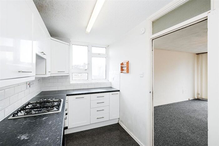 2 Bedroom Flat For Sale In Gardner Close, London, E11