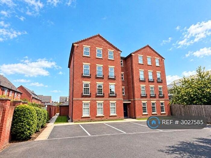 2 Bedroom Flat To Rent In Medlar Croft, Barnsley, S75