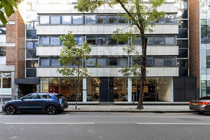 1 Bedroom Flat For Sale In Fitzroy Street, Fitzrovia, W1T