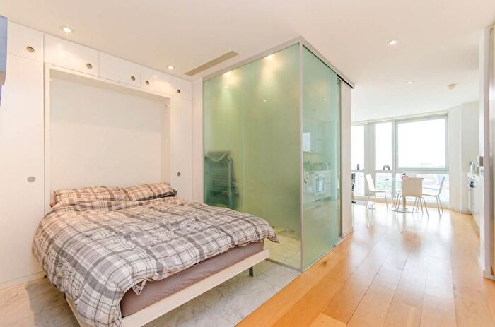 Studio For Sale In Ontario Tower, Fairmont Avenue, London, E14