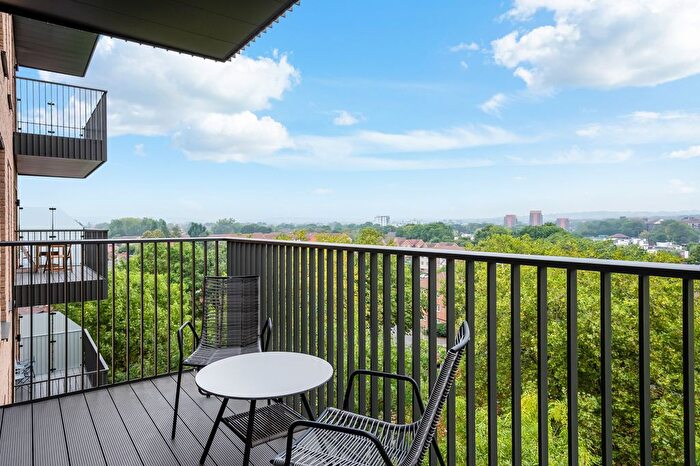 3 Bedroom Flat To Rent In Uncle Colindale, Aerial Square, London, NW9