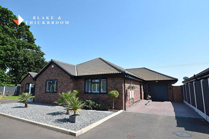 3 Bedroom Detached Bungalow For Sale In Edward Close, Little Clacton, CO16