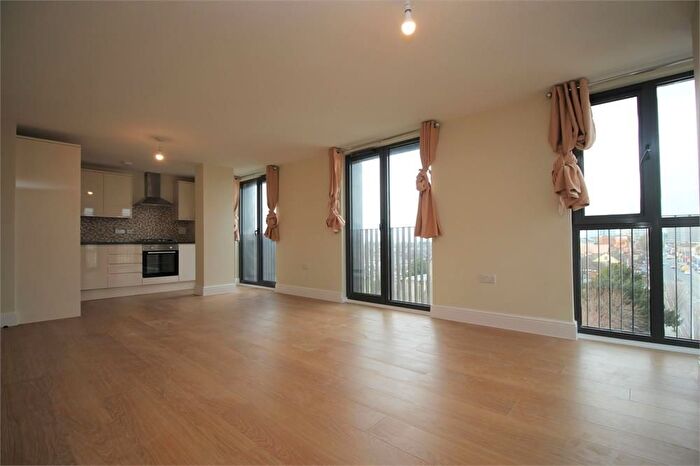 2 Bedroom Flat To Rent In Charter House, High Road, Ilford, IG1