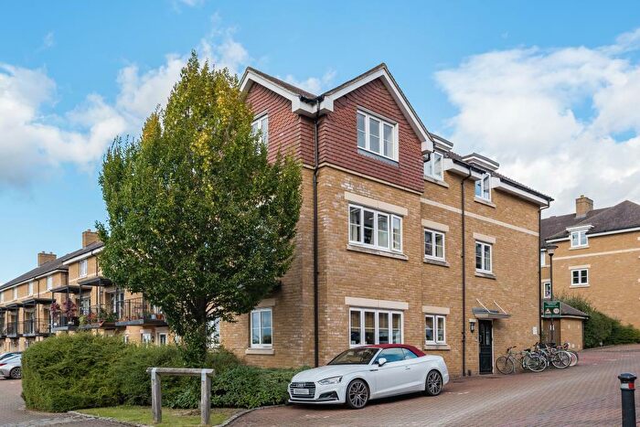 2 Bedroom Apartment To Rent In McCabe Place, Headington, OX3