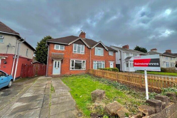 3 Bedroom Property To Rent In Hawthorne Road, Walsall, WS5
