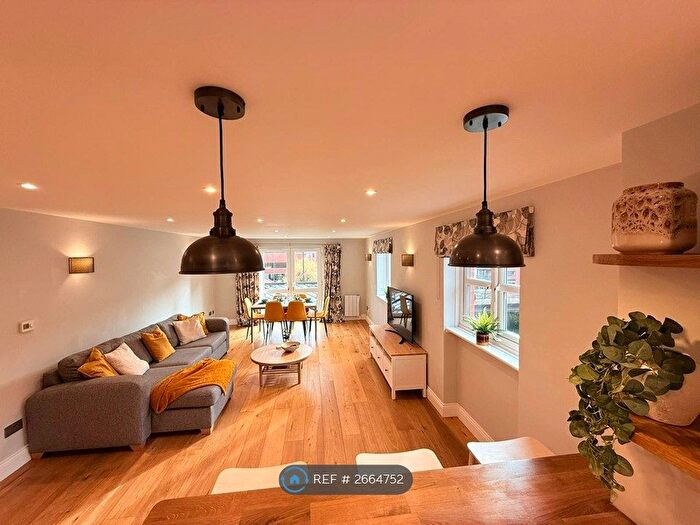 2 Bedroom Flat To Rent In Ferryman's Court, St. Philips, Bristol, BS2