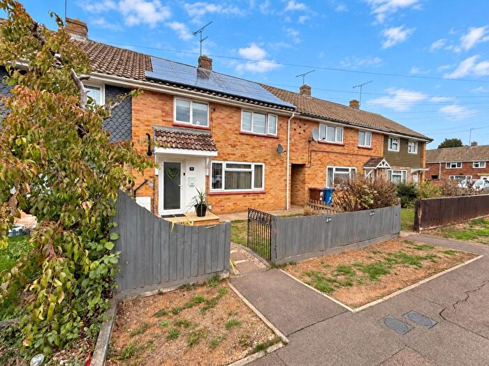 3 Bedroom Terraced House For Sale In Edinburgh Way, Banbury, Oxfordshire, OX16