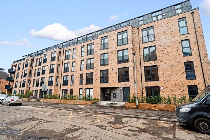 2 Bedroom Flat To Rent In Burgh Hall Street, Flat -, Partick, Glasgow, G11