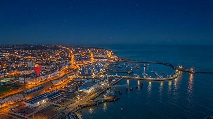 6 Bedroom Terraced House For Sale In Paragon, Ramsgate, Kent, CT11