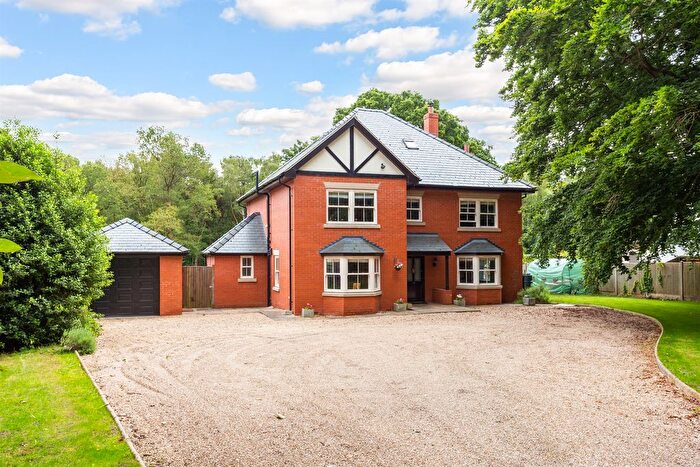 6 Bedroom Detached House For Sale In Horncastle Road, Woodhall Spa, LN10
