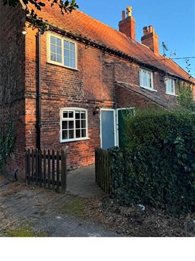 2 Bedroom Semi-Detached House To Rent In Rushey Inn Cottages Babworth, DN22
