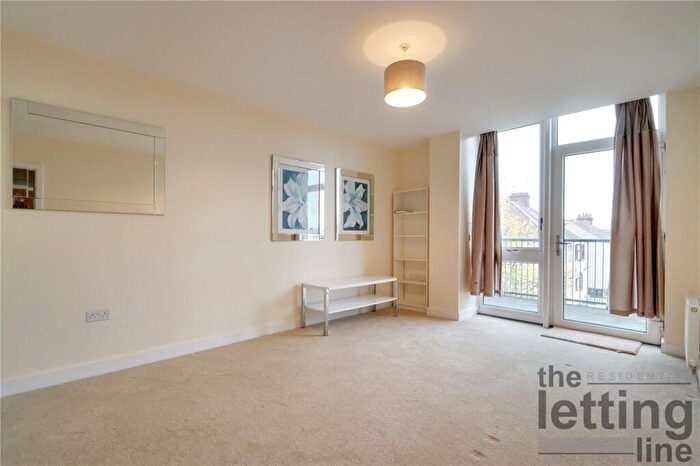 2 Bedroom Apartment To Rent In Wenlock House, Eaton Road, Enfield, Middlesex, EN1