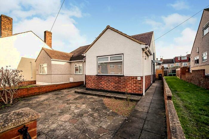2 Bedroom Bungalow To Rent In Maiden Lane, Dartford, DA1