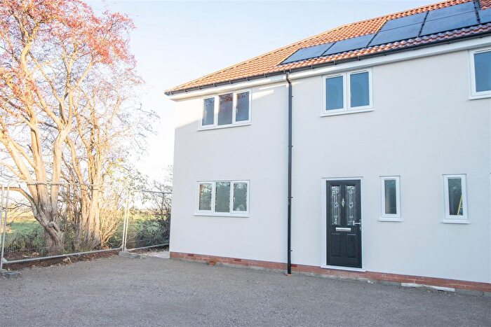 3 Bedroom Semi-Detached House For Sale In Adin Avenue, Shuttlewood, Chesterfield, S44