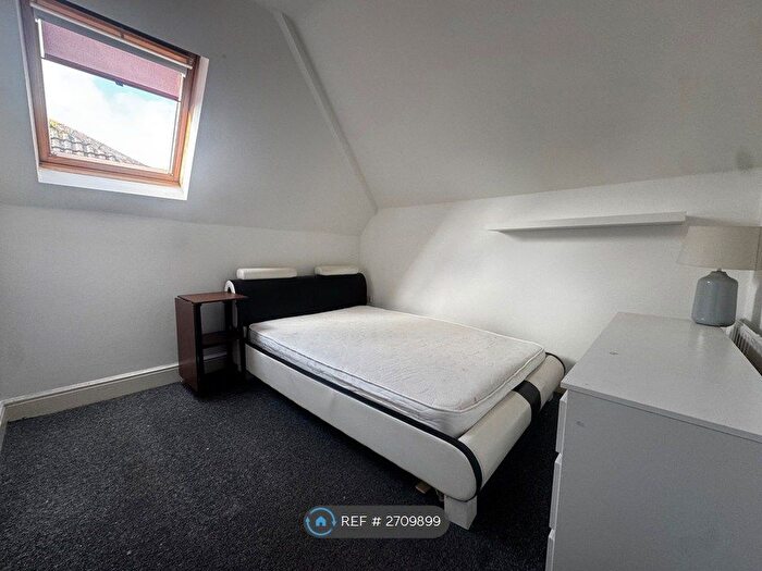 1 Bedroom Flat To Rent In Denzil Avenue, Southampton, SO14