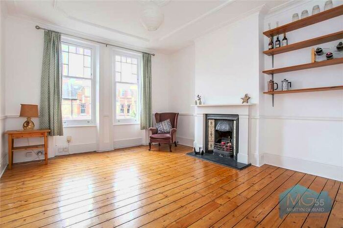 2 Bedroom Apartment To Rent In Weston Park, Hornsey, London, N8