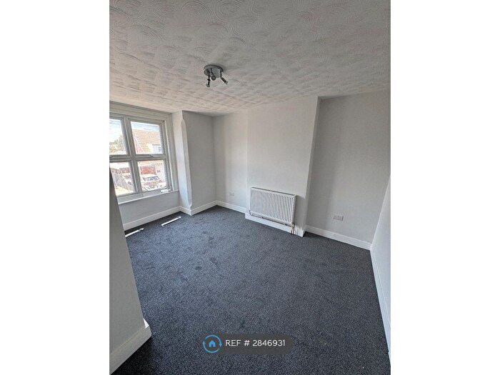 4 Bedroom Terraced House To Rent In Barton Hill Drive, Sheerness, ME12