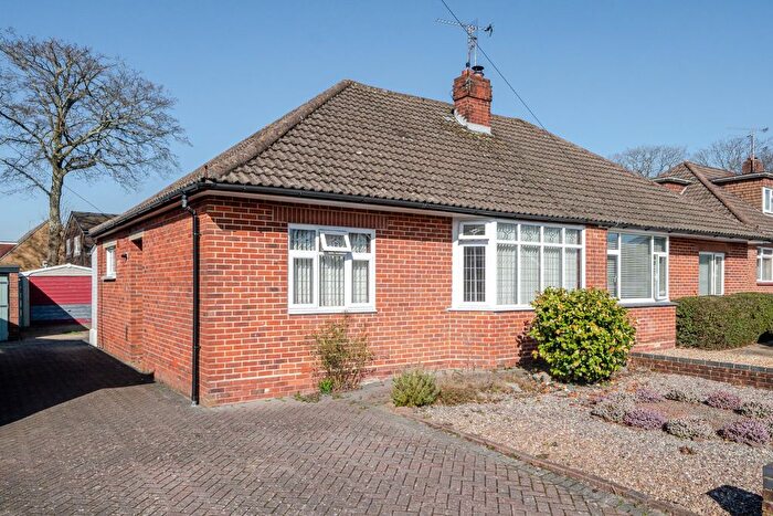 2 Bedroom Bungalow To Rent In Yew Tree Avenue, Cowplain, Waterlooville, Hampshire, PO8