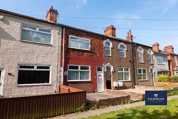 3 Bedroom Terraced House For Sale In Cromwell Avenue, Grimsby, DN31