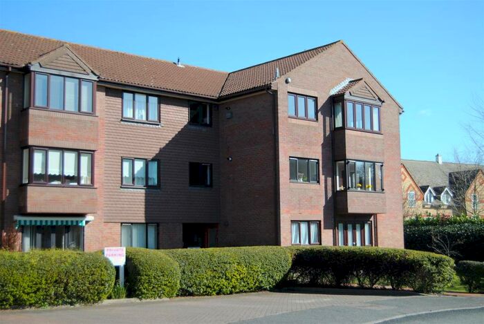 1 Bedroom Flat To Rent In Broadwater, Berkhamsted, HP4
