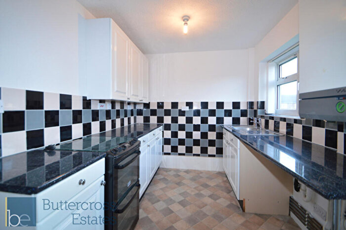 1 Bedroom Flat To Rent In Valley Road, Beeston, NG9