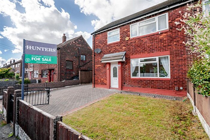 3 Bedroom Semi-Detached House For Sale In Willow Crescent, Leigh, WN7