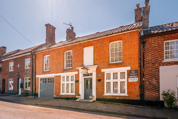 4 Bedroom Terraced House For Sale In Church Street, Carbrooke, IP25