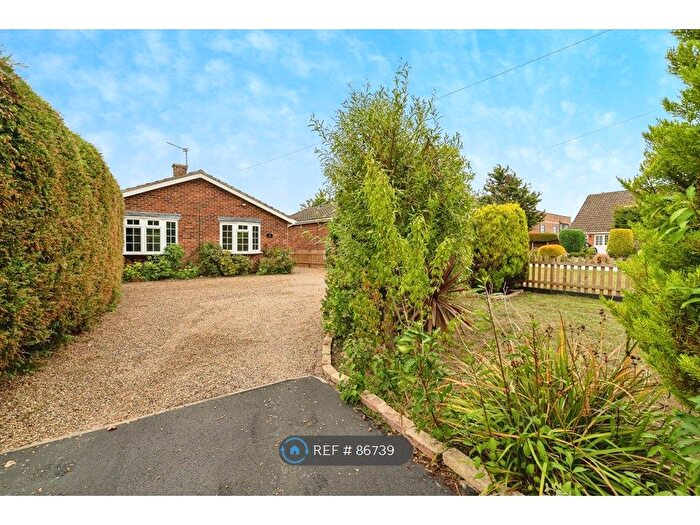 3 Bedroom Bungalow To Rent In Manor Ridge, Blofield, Norwich, NR13