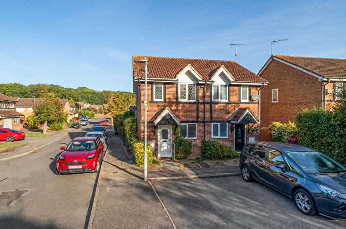 2 Bedroom Semi-Detached House For Sale In Challis Place, Bracknell, Berkshire, RG42