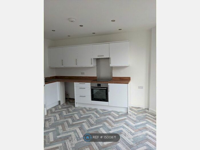 1 Bedroom Flat To Rent In Regent Road, Morecambe, LA3