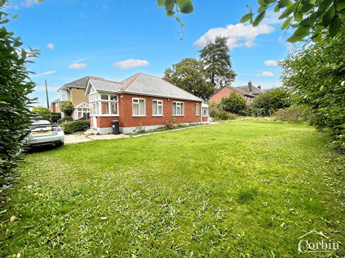 3 Bedroom Detached Bungalow For Sale In Hood Crescent, Bournemouth, BH10