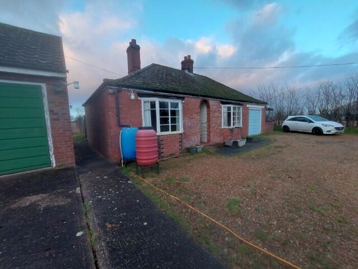 3 Bedroom Detached Bungalow For Sale In Redcroft Bungalow, Norwich Road, Swaffham, Norfolk, PE37