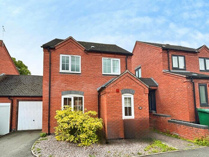 3 Bedroom Link Detached House For Sale In Park View, Newhall, Swadlincote, Derbyshire, DE11