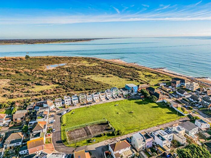 3 Bedroom House For Sale In Sandy Beach Estate, Hayling Island, PO11