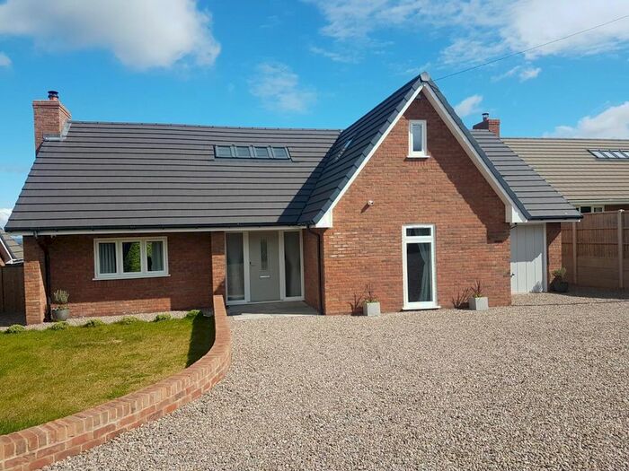 5 Bedroom Detached House For Sale In Willew View, Clehonger, Hereford, HR2