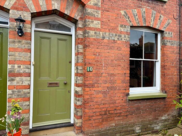 4 Bedroom Terraced House To Rent In St. Marys Road, Faversham, ME13