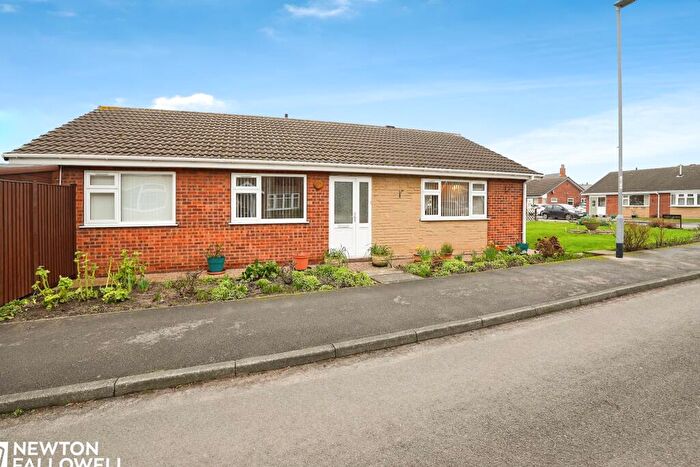 3 Bedroom Bungalow For Sale In Tiln Court, Retford, DN22