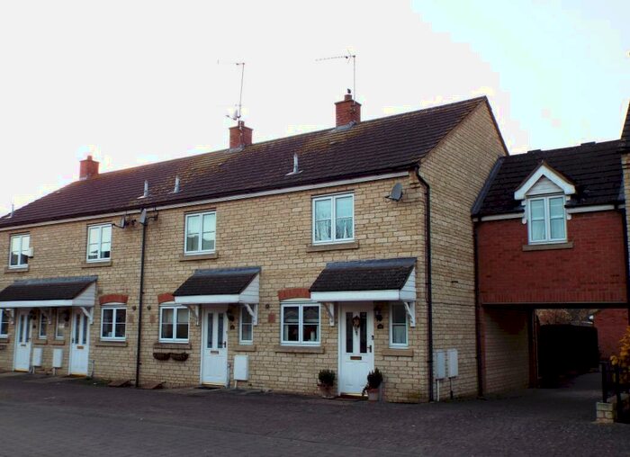 2 Bedroom Terraced House To Rent In Mallards Way, New Langford, Bicester, OX26