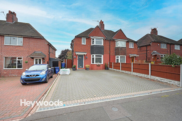 3 Bedroom Semi-Detached House For Sale In St. Michaels Road, Newcastle-under-Lyme, Staffordshire, ST5
