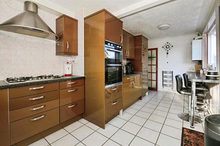 3 Bedroom Semi Detached House For Sale In Newcastle Drive, Orton Longueville, Peterborough, PE2